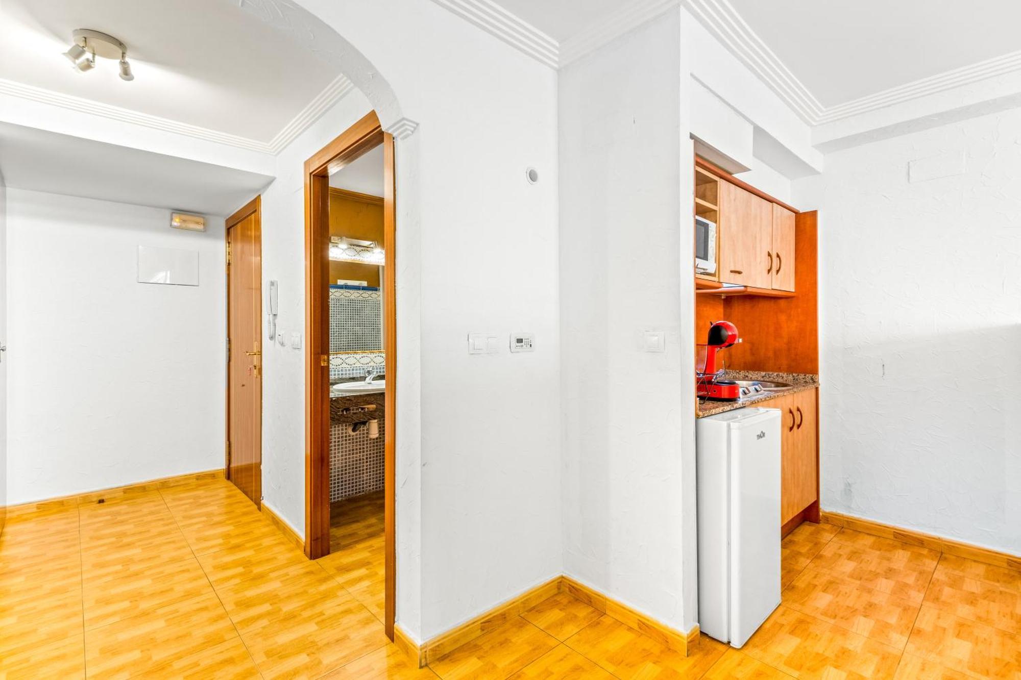 Unique Apartahotel 3-3 Torrevieja Bagian luar foto